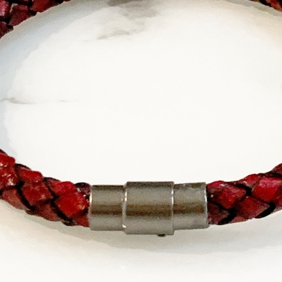 Handcrafted Braided Leather Bracelet - Picture 2 of 4